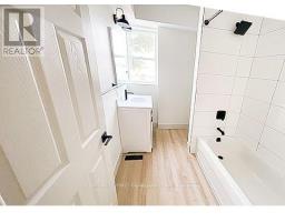 Apt 2 - 859 Dundas Street, London East, ON N5W2Z8 Photo 11