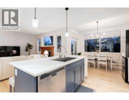 102 Springborough Point SW - photo 6