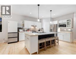 102 Springborough Point SW - photo 5