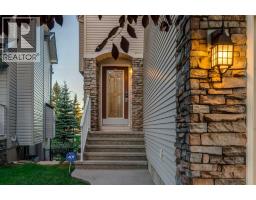 102 Springborough Point SW - photo 2