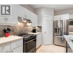 102 Springborough Point SW - photo 9