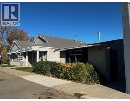 301 3 Street W, Standard, AB T0J3G0 Photo 41