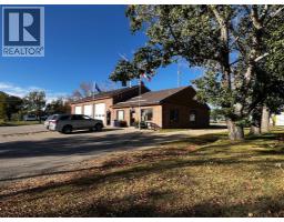 301 3 Street W, Standard, AB T0J3G0 Photo 44