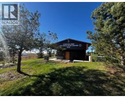 301 3 Street W, Standard, AB T0J3G0 Photo 40