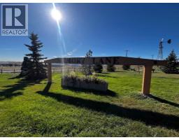 301 3 Street W, Standard, AB T0J3G0 Photo 37