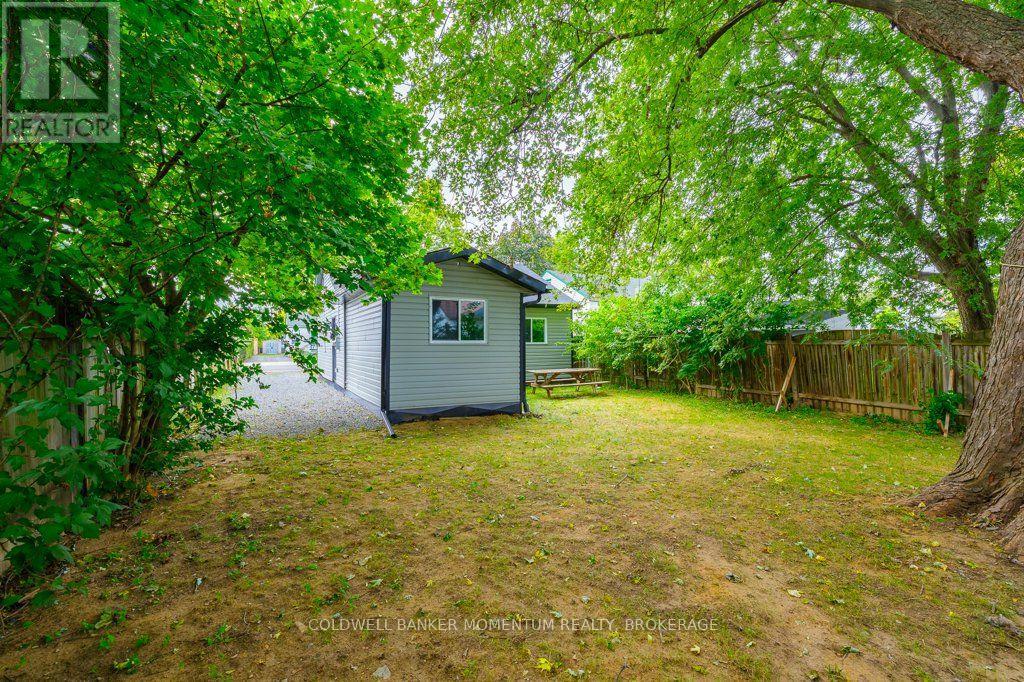 406 HENNEPIN AVENUE - 24