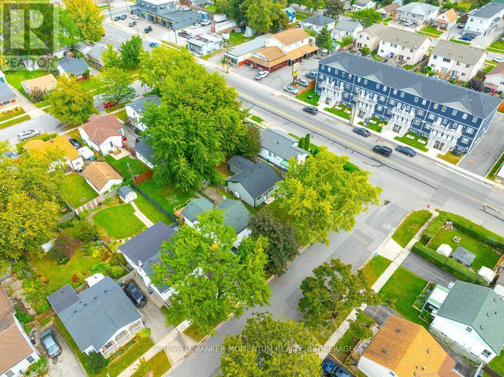 406 HENNEPIN AVENUE - 31