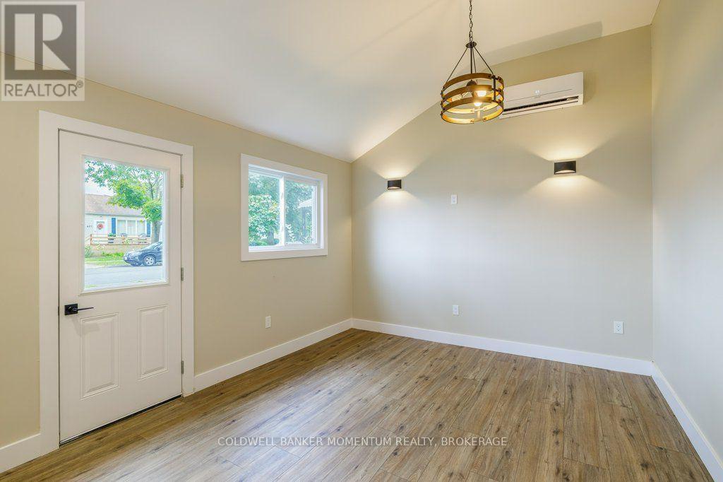 406 HENNEPIN AVENUE - 7