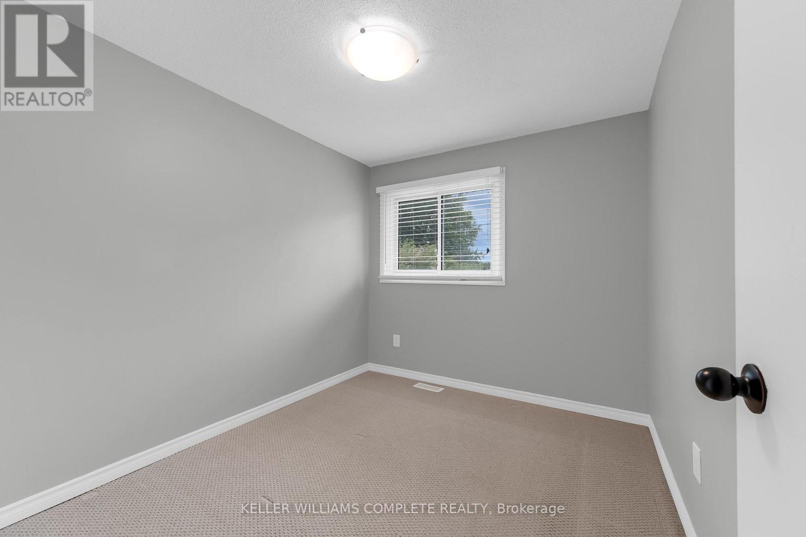 25 Linfield Drive — photo 7