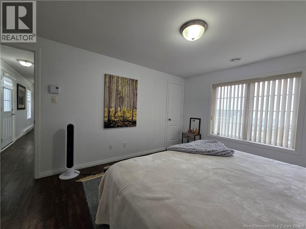 27 Kate Street - 22