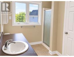 133 Forestbrook Street, Ottawa, ON K2K0A8 Photo 10