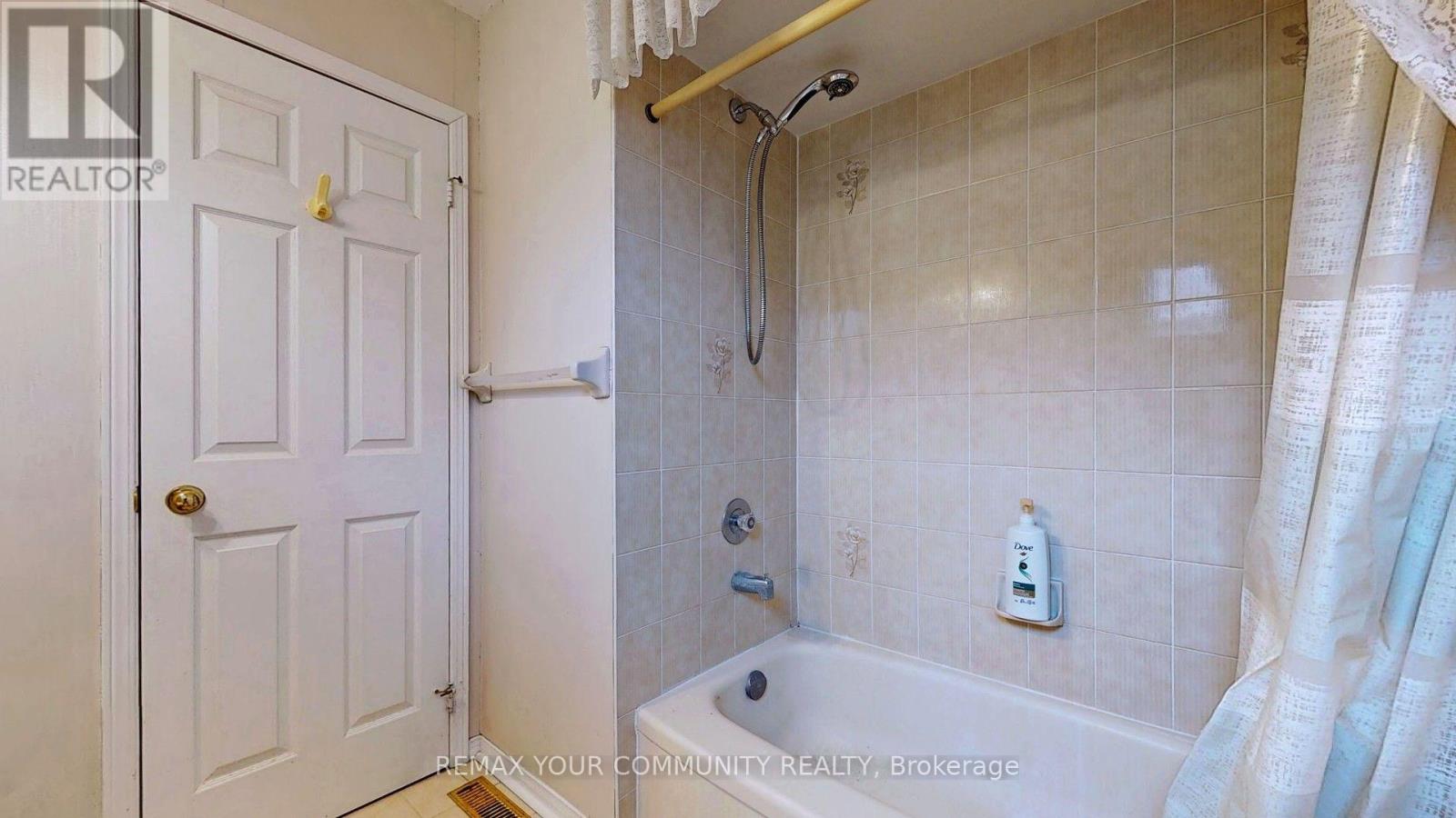 20 Rolling Acres Drive, Whitby, ON photo 31