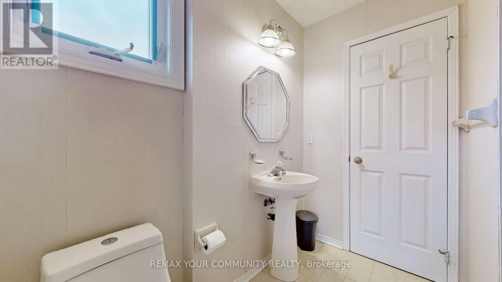 20 Rolling Acres Drive, Whitby, ON photo 32