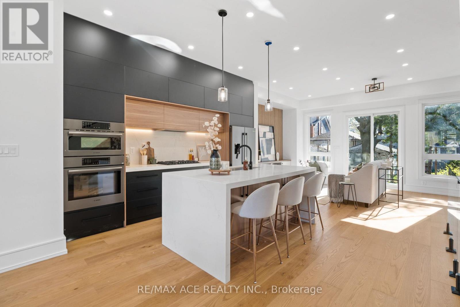 122 WARDEN AVENUE - Image 15