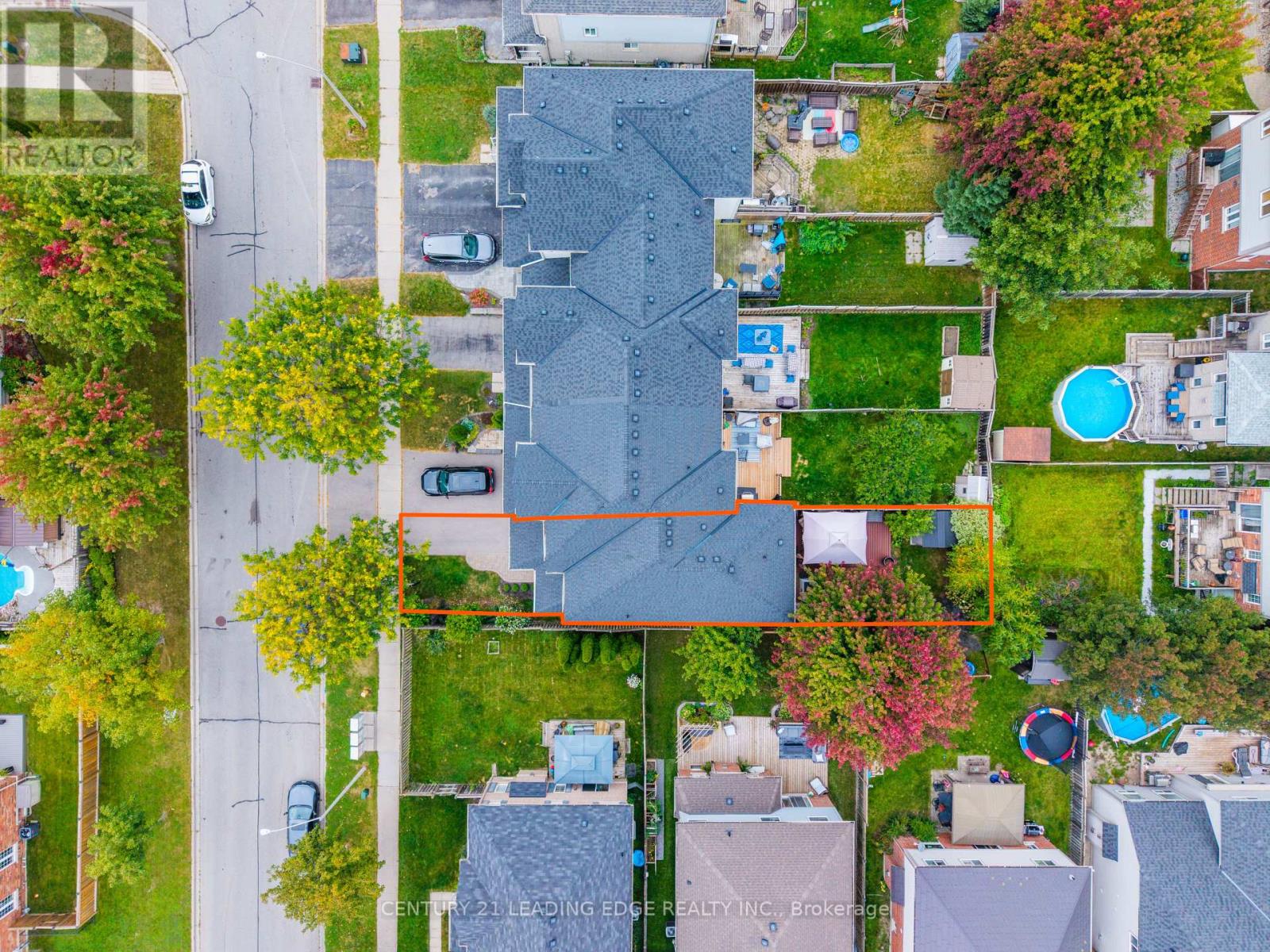 10 DODDS SQUARE - 4