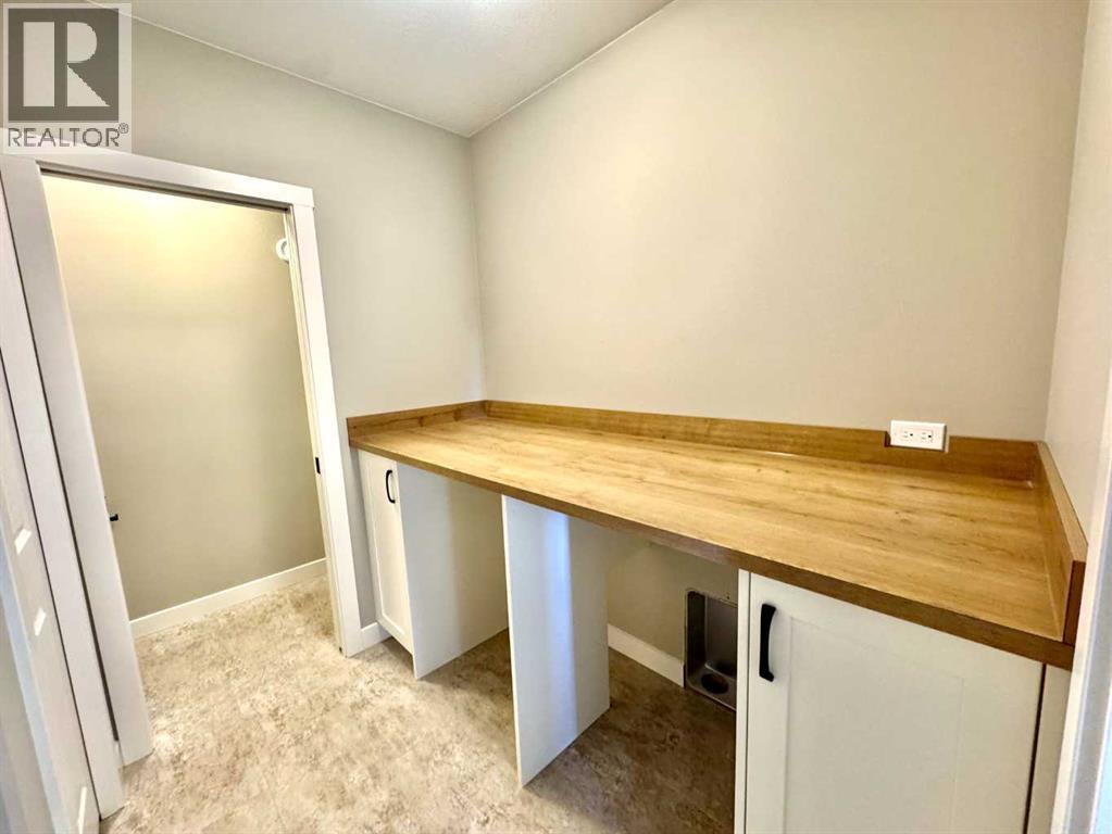 312 VALLEY VIEW Drive - Image 19