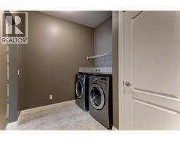 406 Silverado Boulevard SW - photo 13
