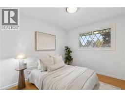 54 Hampton Place, Kitchener, ON N2B2S3 Photo 25