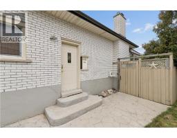 54 Hampton Place, Kitchener, ON N2B2S3 Photo 37