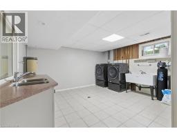 54 Hampton Place, Kitchener, ON N2B2S3 Photo 35