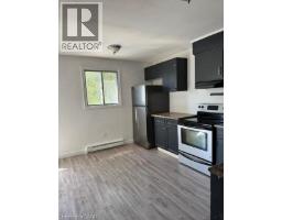 42 Market Street Unit# 2, Cambridge, ON N1R3T2 Photo 6