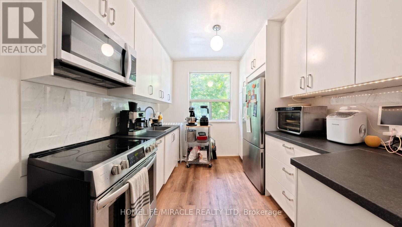 121 Medland Street, Toronto, ON photo 4