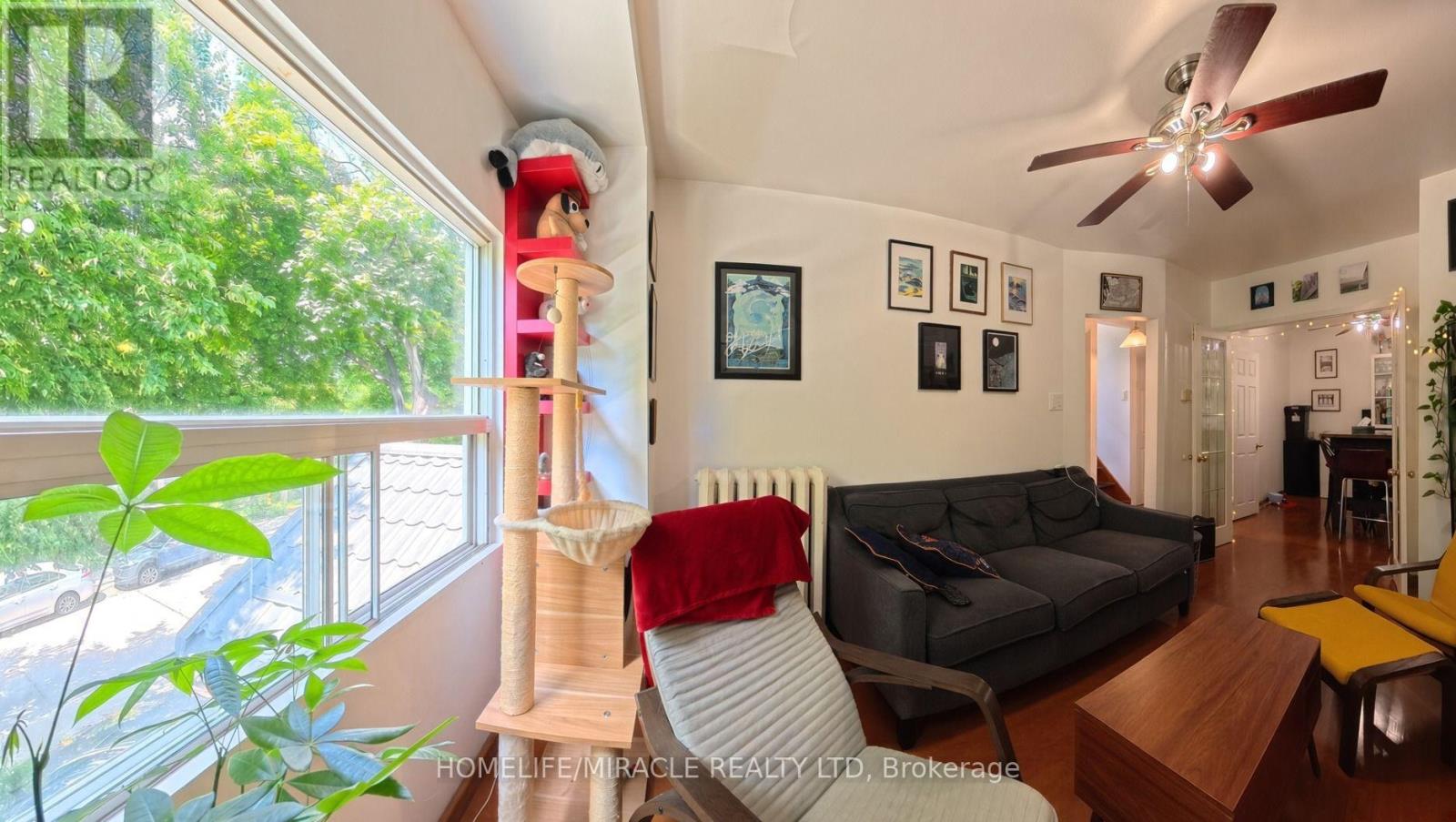 121 Medland Street, Toronto, ON photo 11