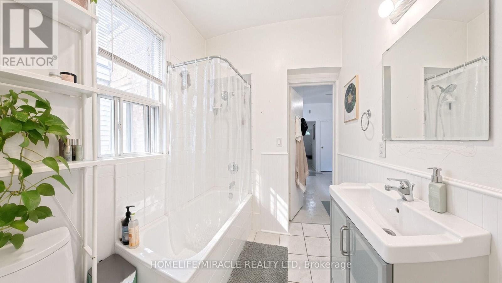 121 Medland Street, Toronto, ON photo 5