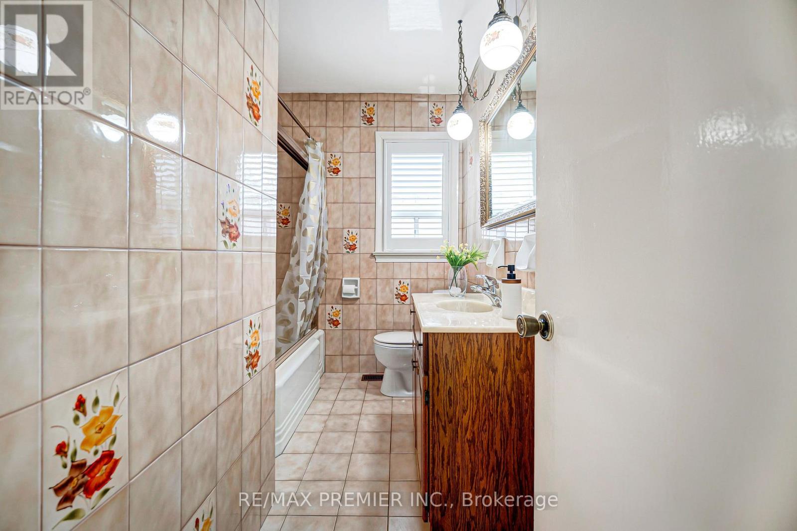 240 CALVINGTON DRIVE - Image 21