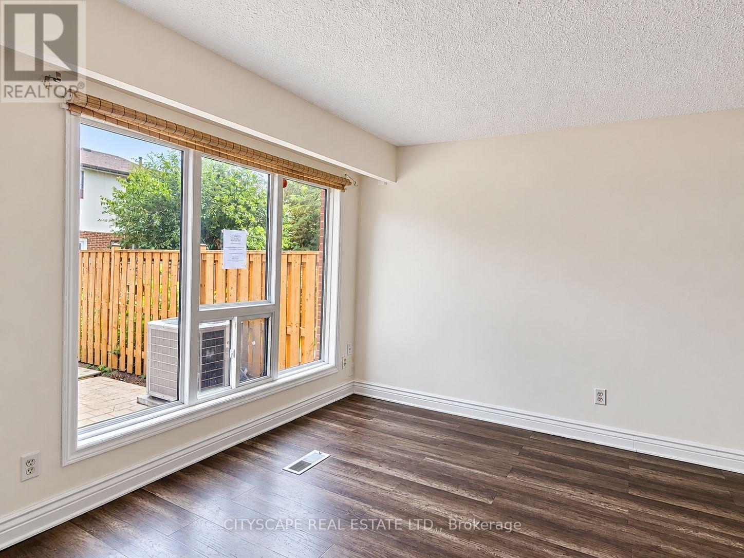 #25 25 BARONWOOD COURT - 10
