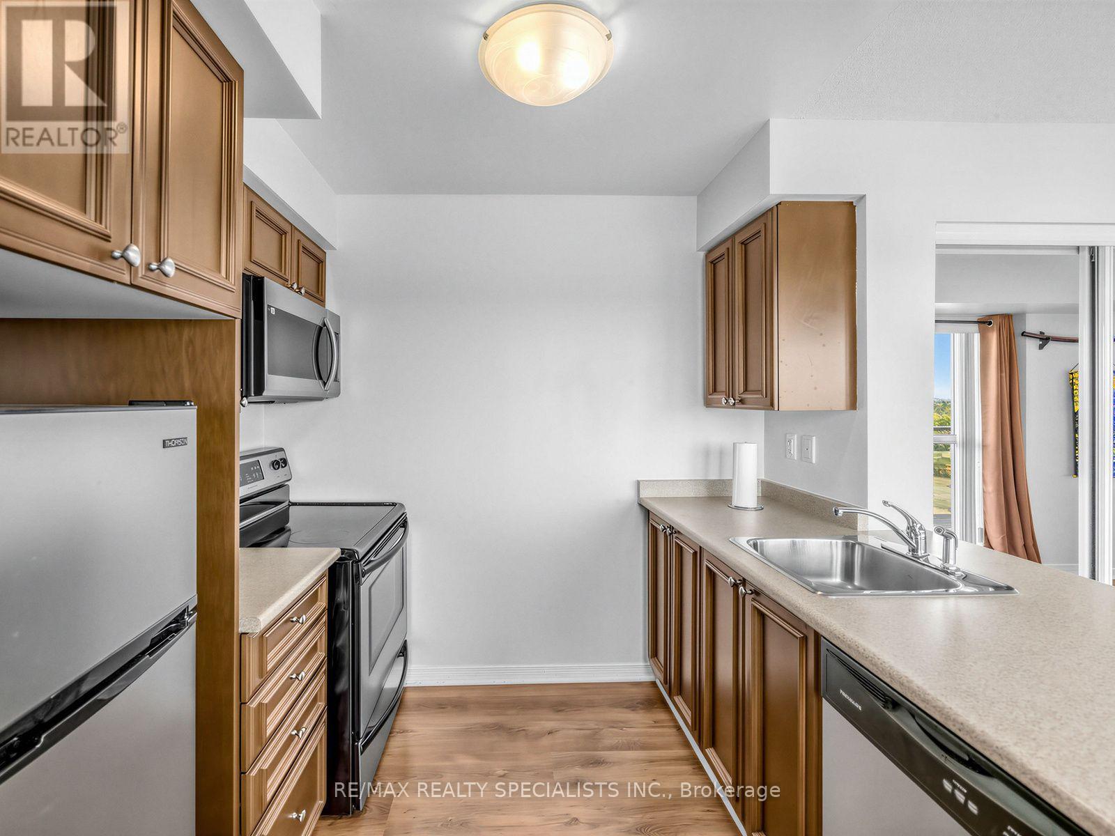 #1501 215 QUEEN STREET E - 8