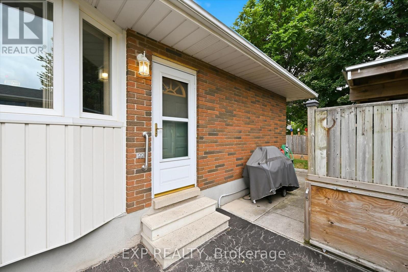 6495 BRACKEN STREET - Image 36