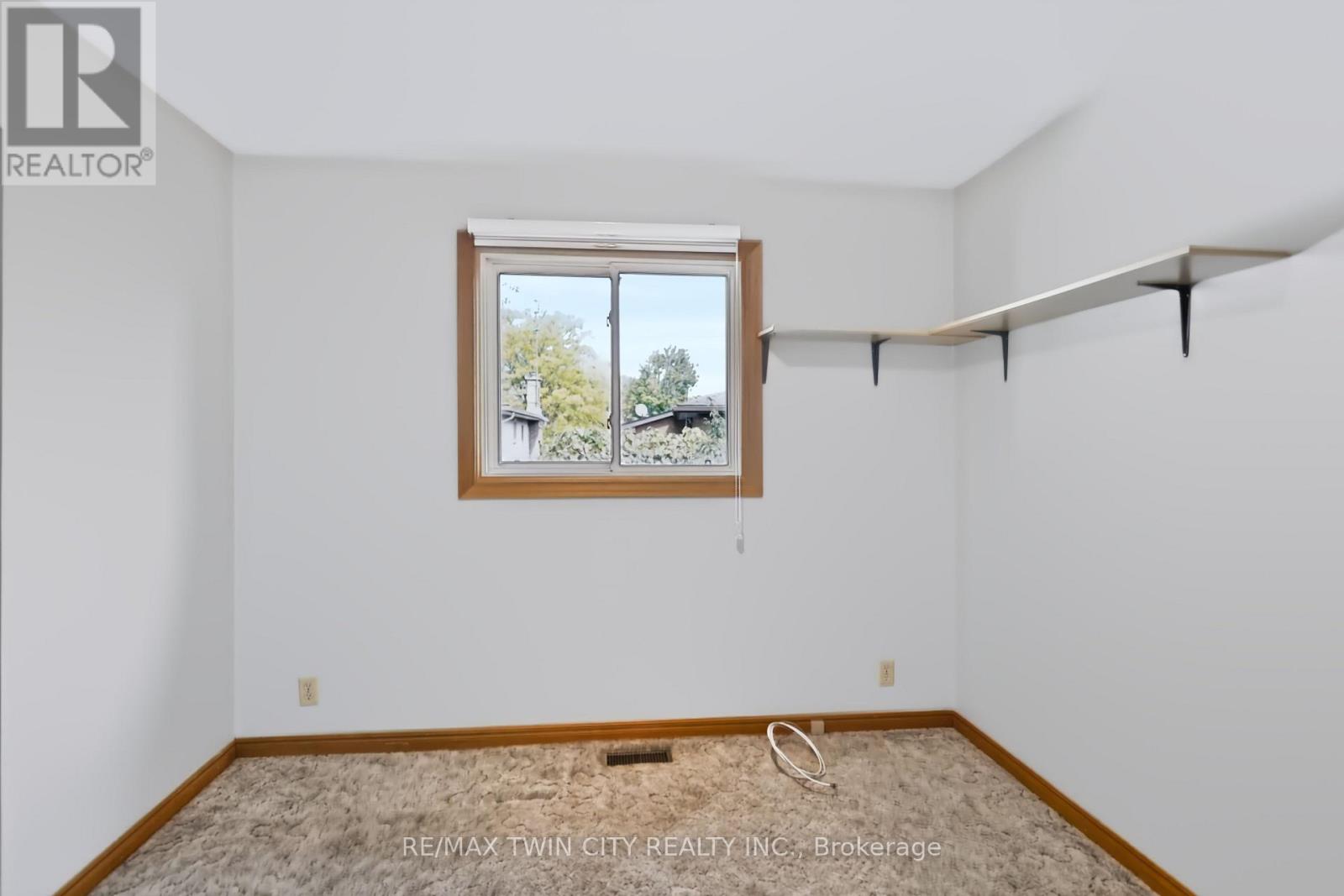 79 HOBART CRESCENT - Image 19
