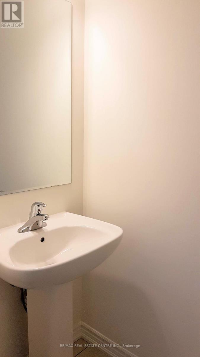 8 Watermill Street — photo 11