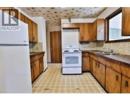 1921 17 Street N - photo 8