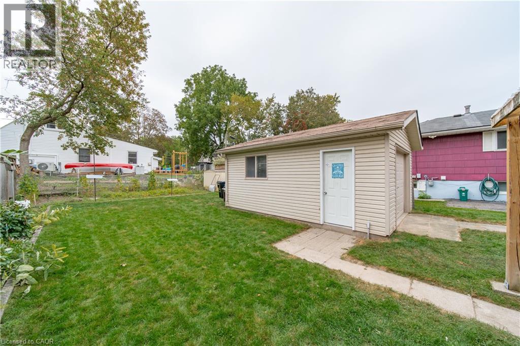 147 GLEN Road - Image 25