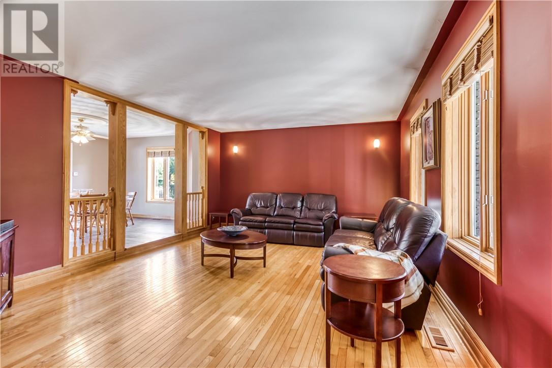 1234 Perreault Drive - Image 25