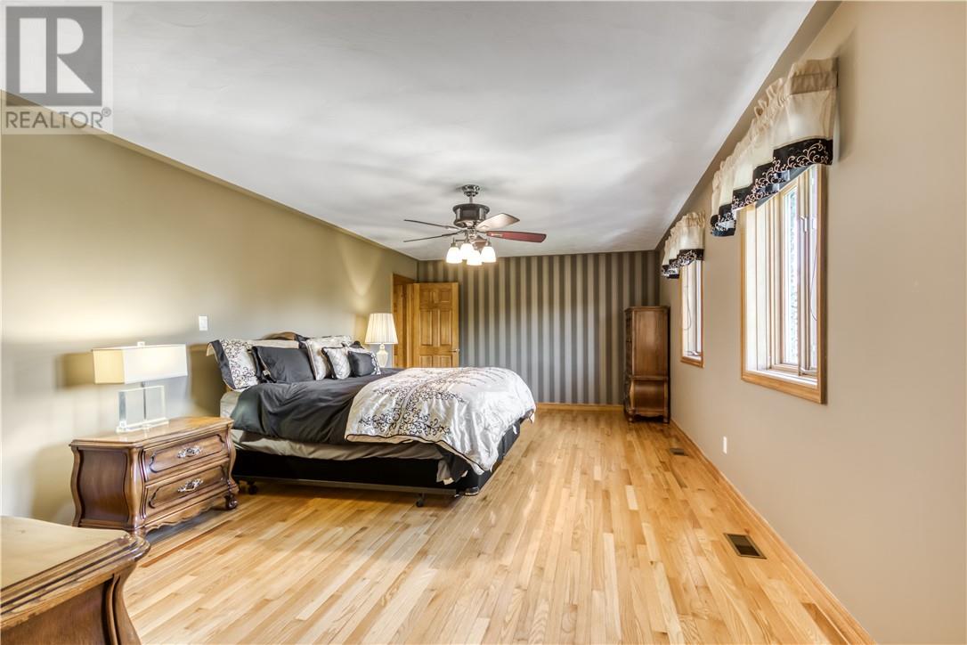1234 Perreault Drive - Image 34