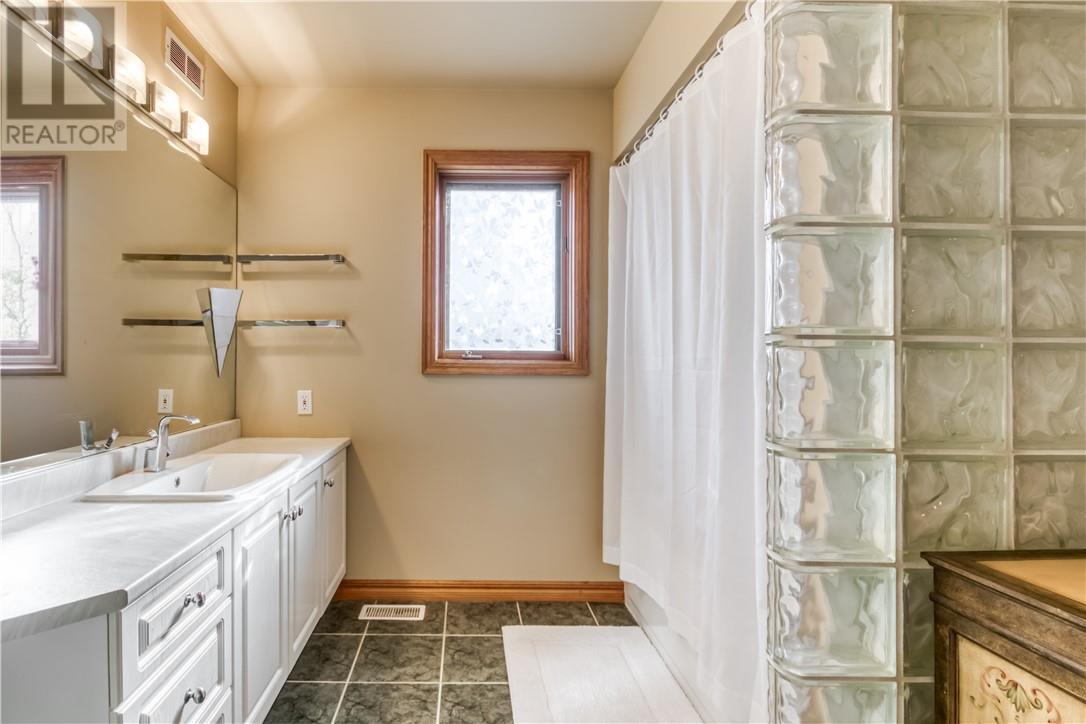 1234 Perreault Drive - Image 39