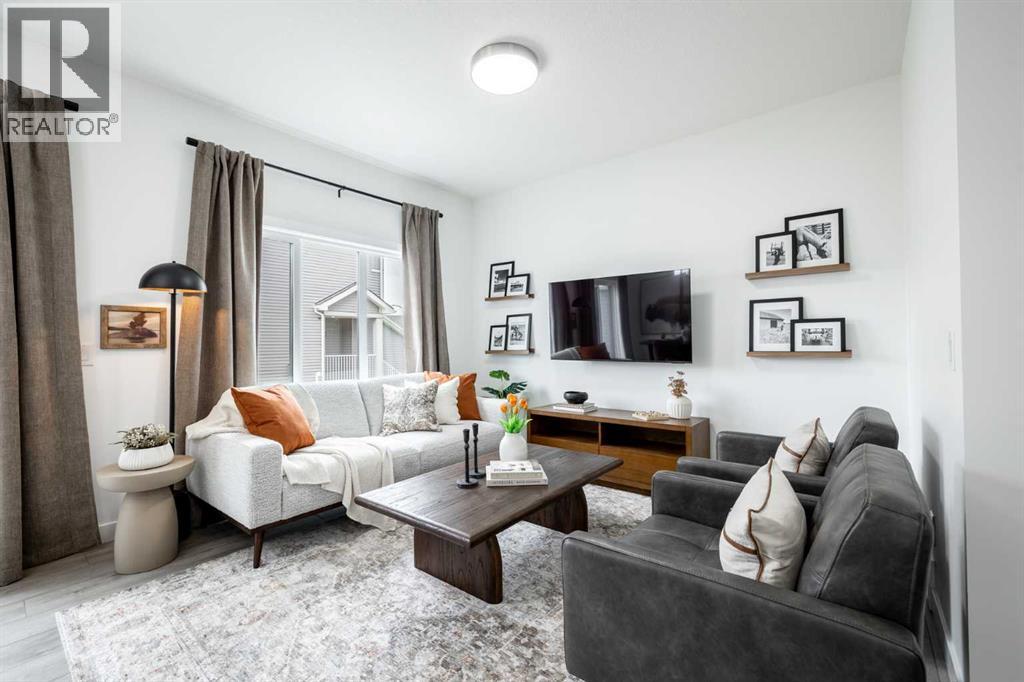 304 Heritage Boulevard, Cochrane