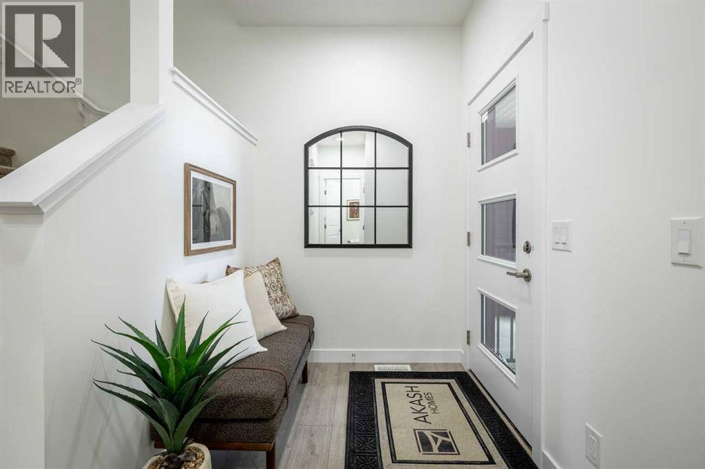 304 Heritage Boulevard, Cochrane, Alberta, T4C3K6 — thumbnail 2