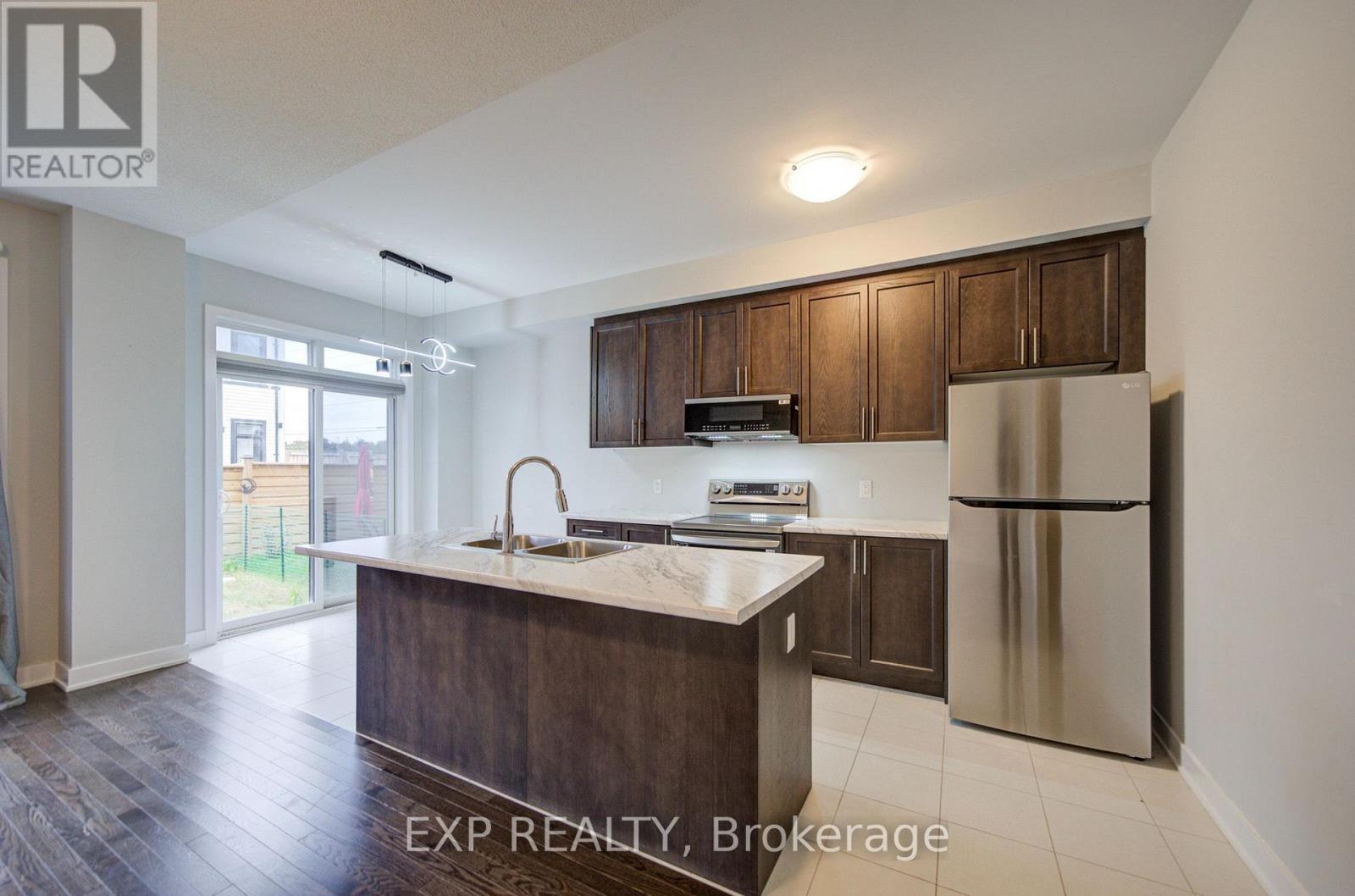 1095 Thompson Drive, Oshawa, ON photo 16