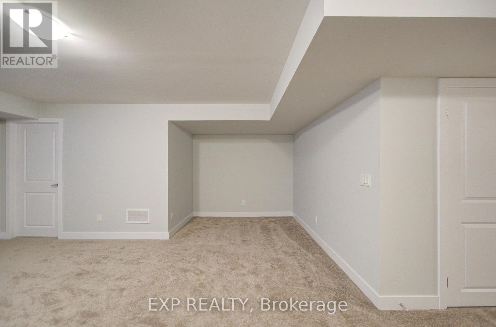 1095 Thompson Drive, Oshawa, ON photo 44