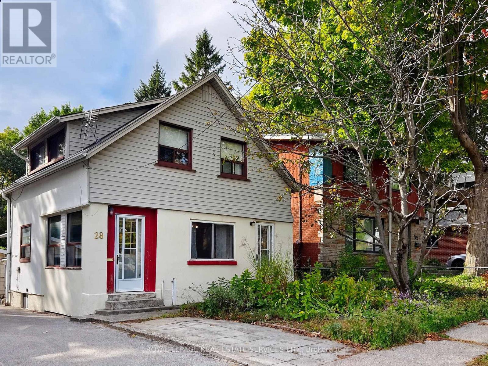 Photo of 28 McIntosh Avenue