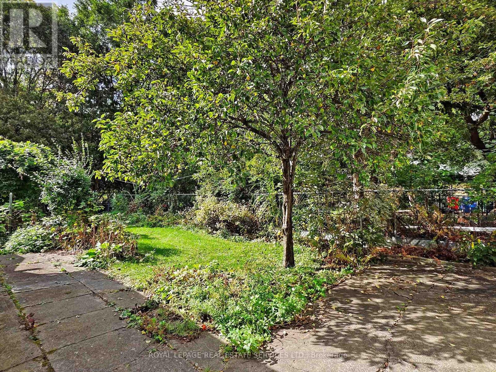28 MCINTOSH AVENUE - Image 27