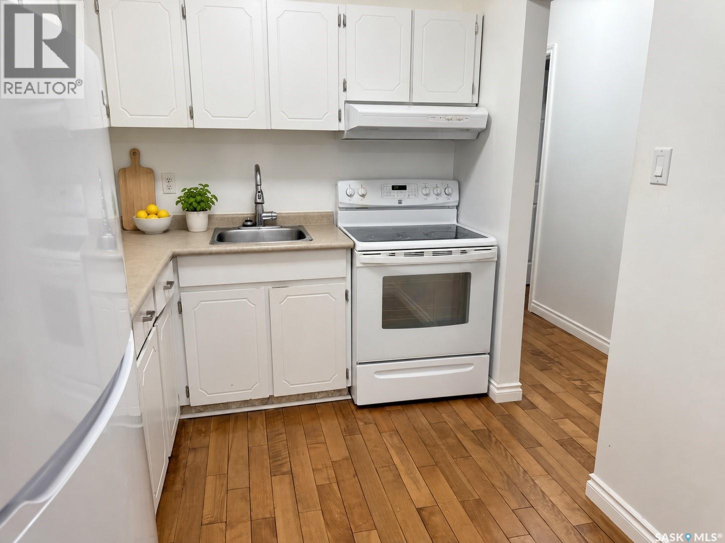 54B Nollet AVENUE, Regina — photo 10