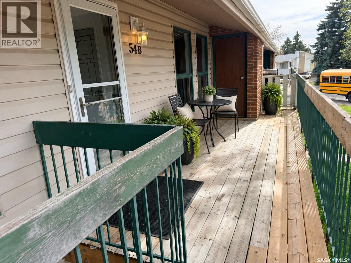 54B Nollet AVENUE, Regina — photo 2