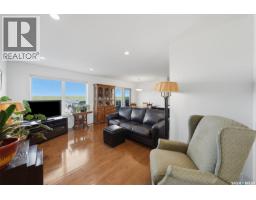 Family room - 378 Coad Manor, Saskatoon, SK S7R0C6 Photo 6