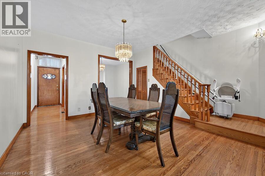 182 EMERALD Street N - 13