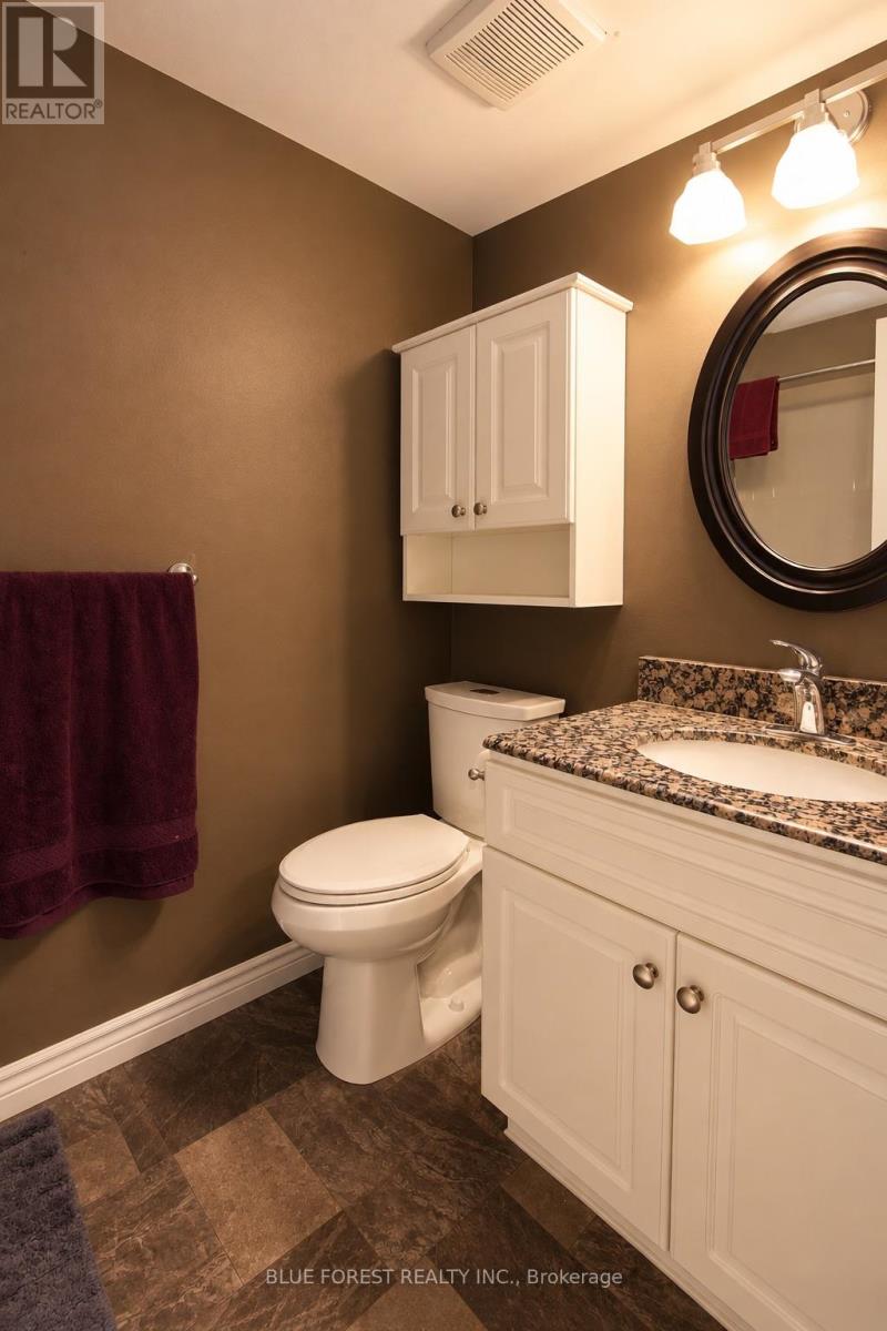 323 Colborne Street — photo 21